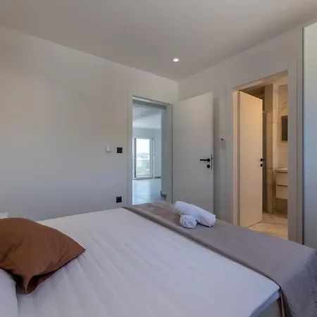 C'est La Vie Casa de Férias Kaštela