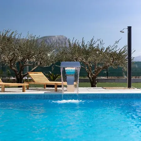C'est La Vie Holiday home